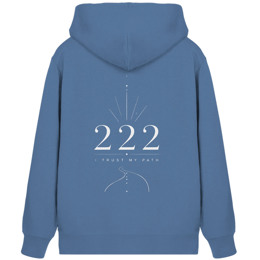 Blauer Bio Damen Zipper mit Engelszahl 222 Rückenmotiv, I Trust My Path Schriftzug und geschwungenem Wegsymbol